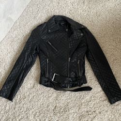 Forever 21 black faux leather jacket coat women’s small tufted 
