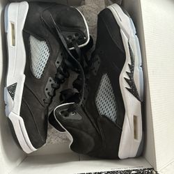 Jordan 5 “ Oreo” Size 10 Worn 2 Times 