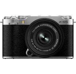 New Fuji X-M5 Mirrorless Camera  XC15-45mm f3.5-5.6 OIS PZ lens Kit Silver