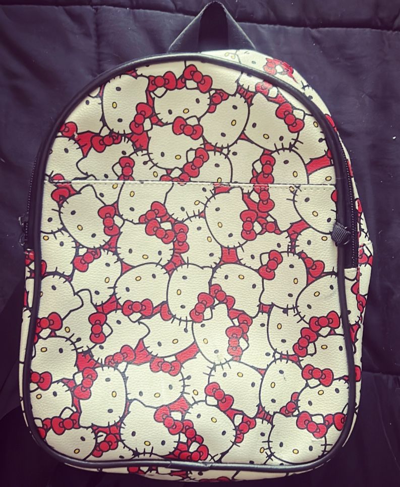 hello kitty backpack