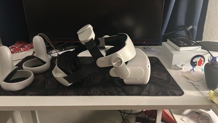 Meta Quest 2 VR Headset with Controllers