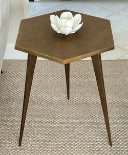 22” Gold Geometric 3-Leg Accent End Table