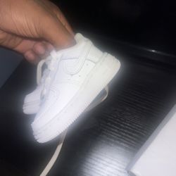 Whites Air Force 1’s 