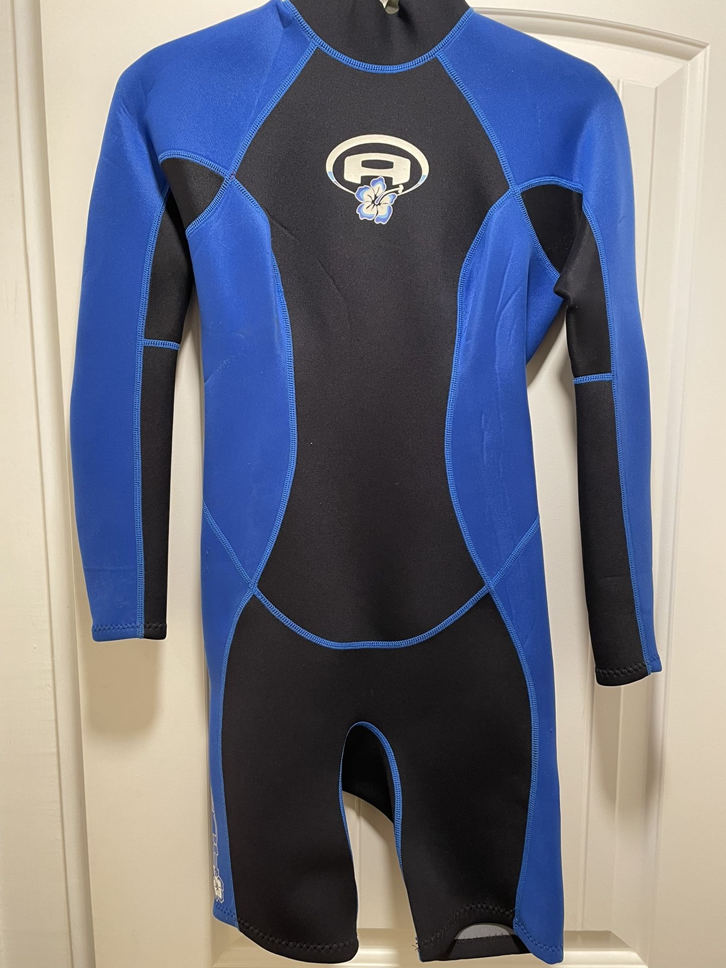 Women’s Aleeda Wetsuit spring suit long sleeve size medium NWOT