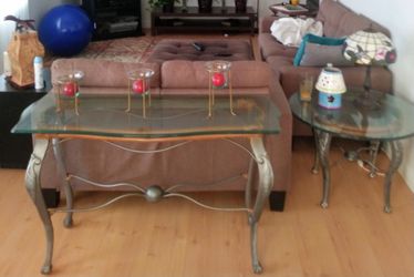 Set Side Table And Buffet