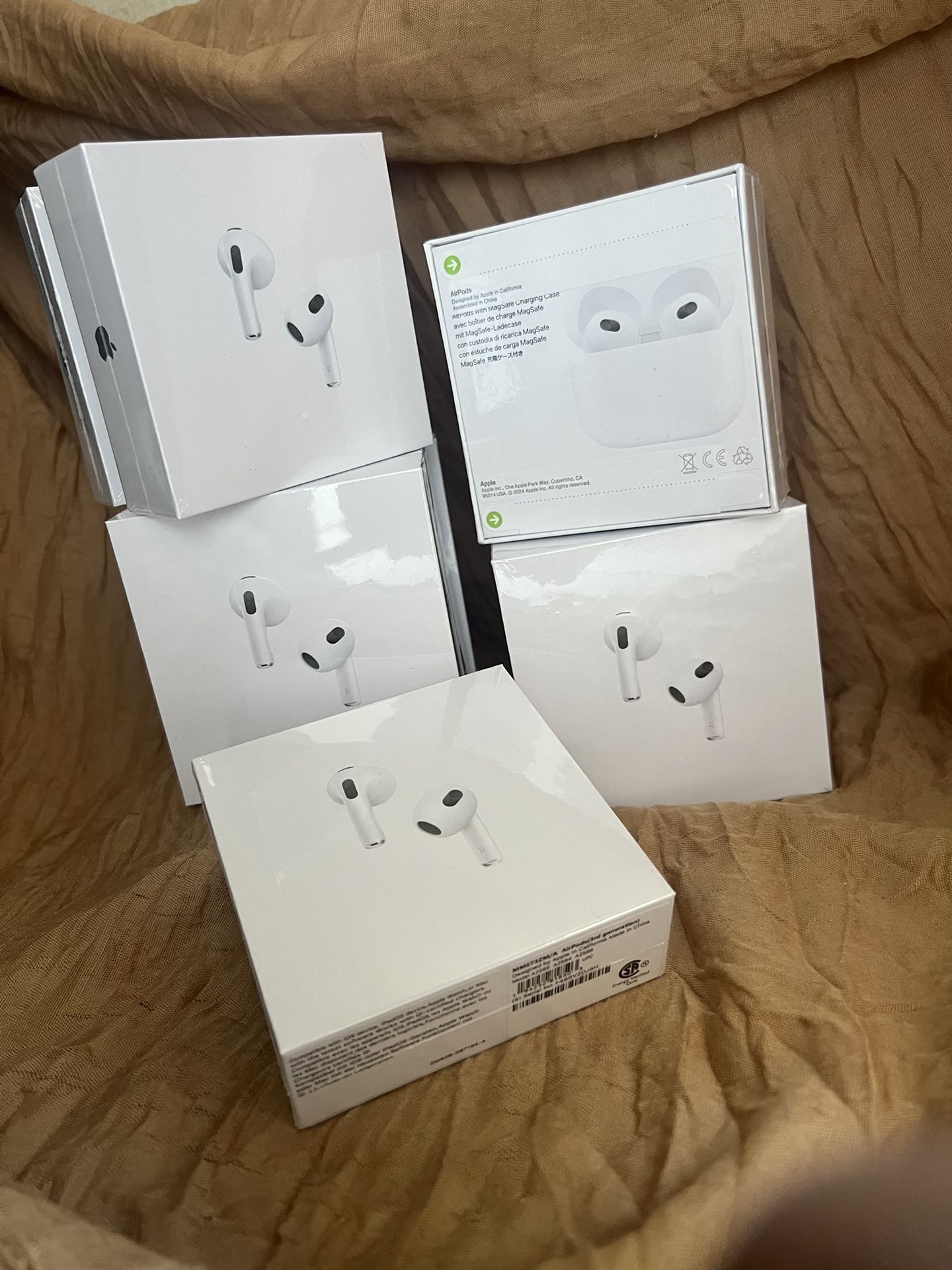 Airpods 3rd And 2nd Gen 