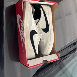 Nike Kill shot 2 Size 11 Men