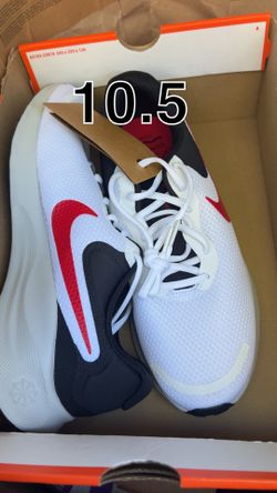 Nike shoes 10.5 man