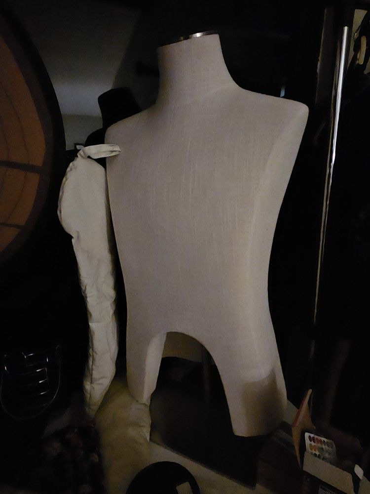 Manequin Torso, Perfect For Sewing Projects