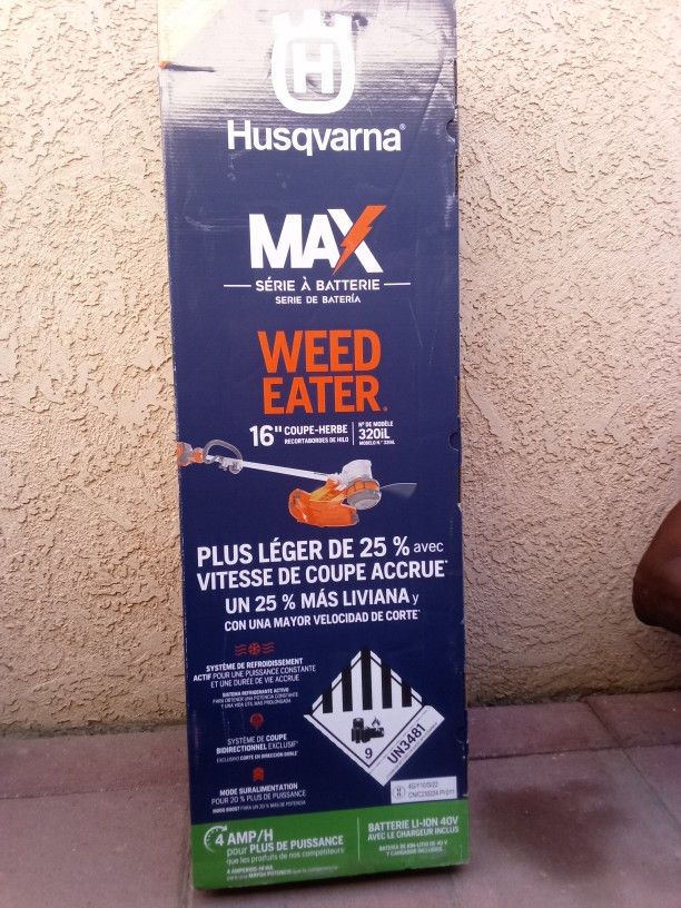 Brand New  In Box Husqvarna 40 V  Battery Weedeater