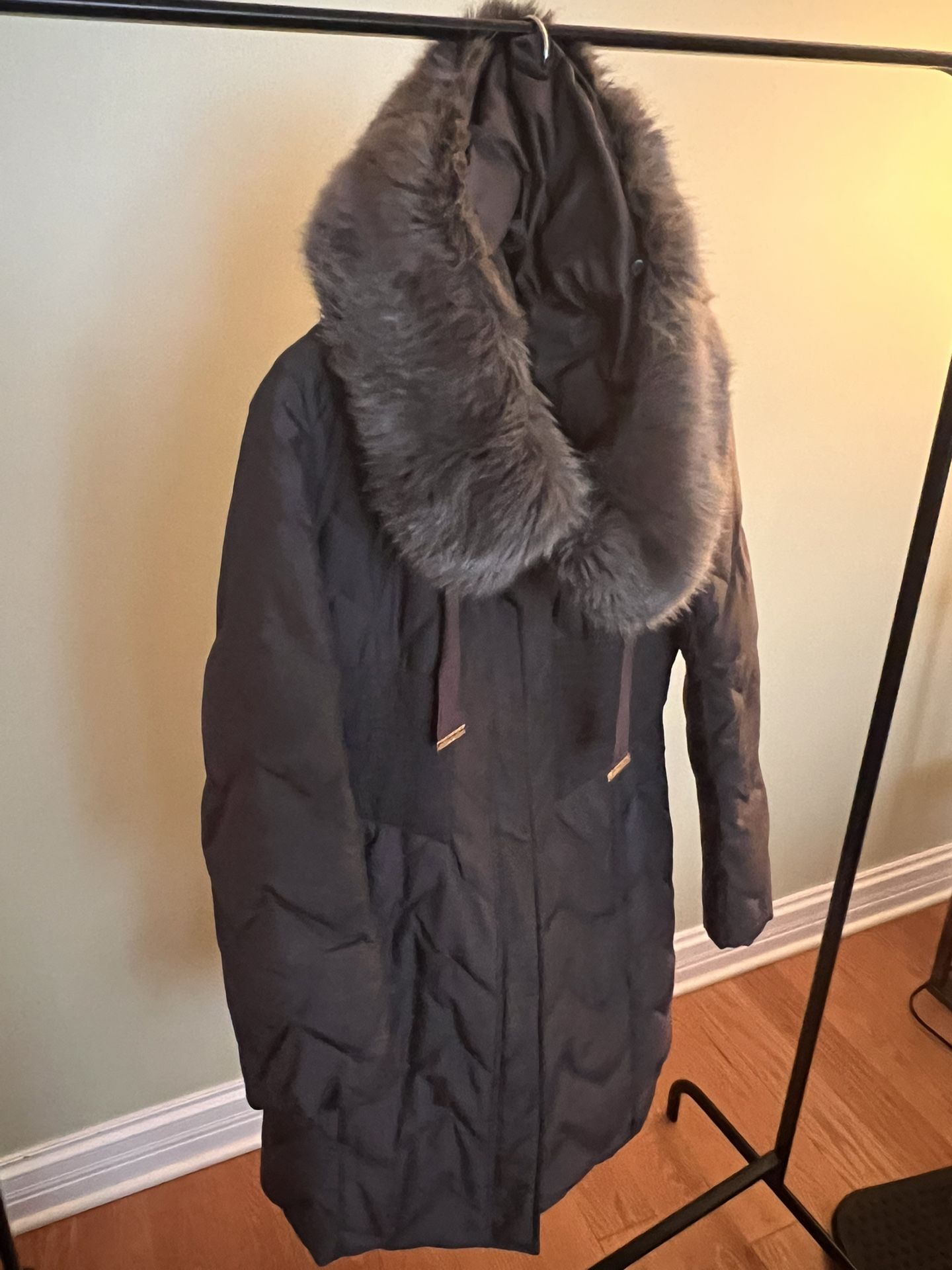 Tahari Parka Coat Faux Fur Trim Hood Puffer Jacket Size S