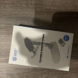 Smartphone And iPad Stand 