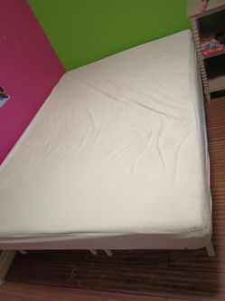 Full-size Bed