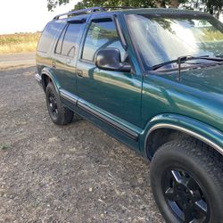 Chevy 4x4 With Many New Parts Today $2000 Cash 