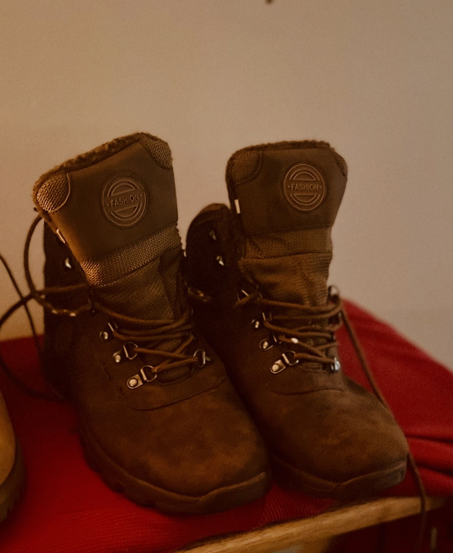 Men’s size 12 hiking boots