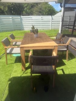 Table and chairs- free