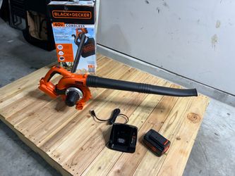 Leaf blower/vacuum