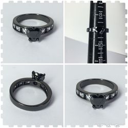 BEAUTIFUL WOMEN’S RHINESTONE RING SIZE 9 