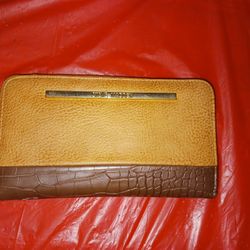 Steve Madden LADIES WALLET $12