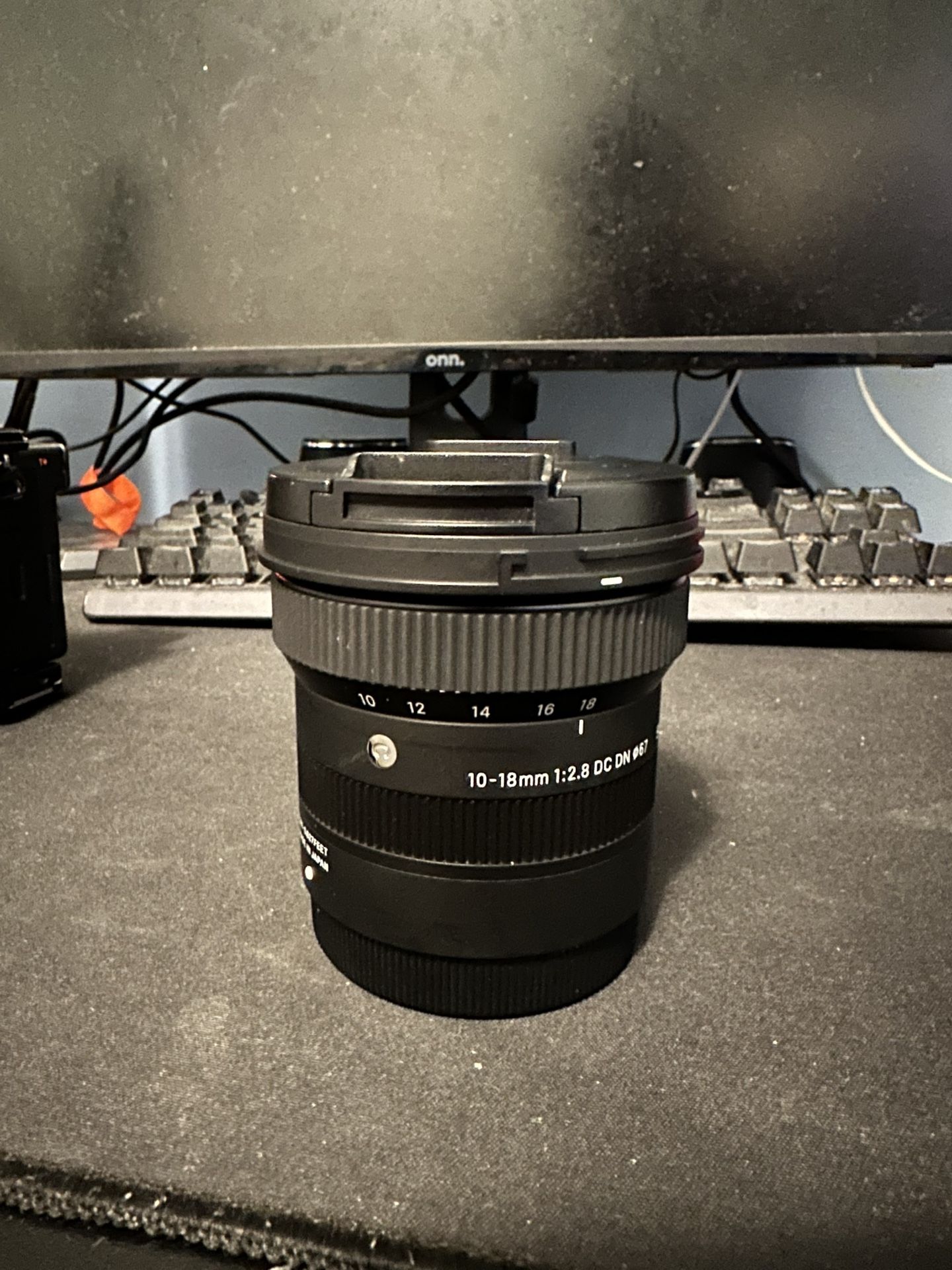10-18mm 2.8 Sony e-mount lens