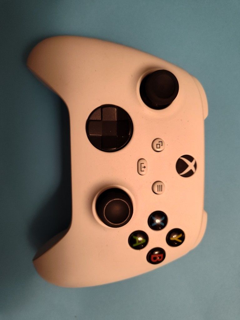 Xbox Core Wireless Gaming Controller