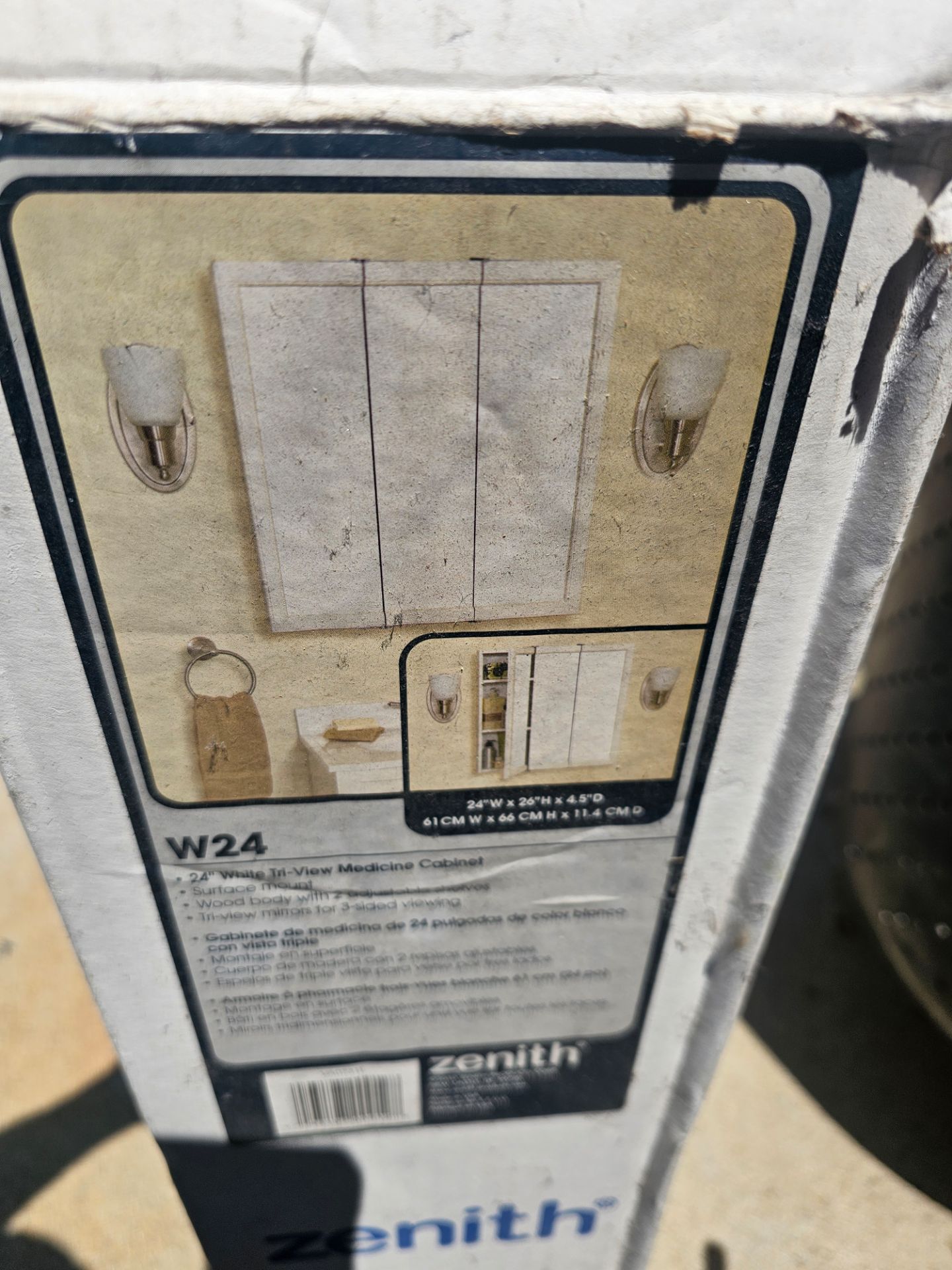Tri view medicine cabinet
