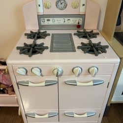 Play Kitchen