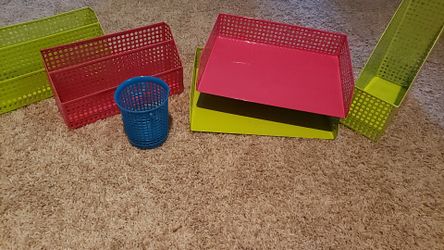 Desk organizers