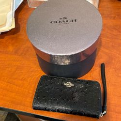 Coach Possibly Faux Wallet And Box