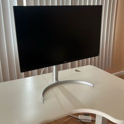 LG 27UK850 27” 4K HDR Monitor – Excellent Condition