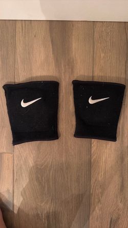 Nike Black Volleyball Knee Pads
