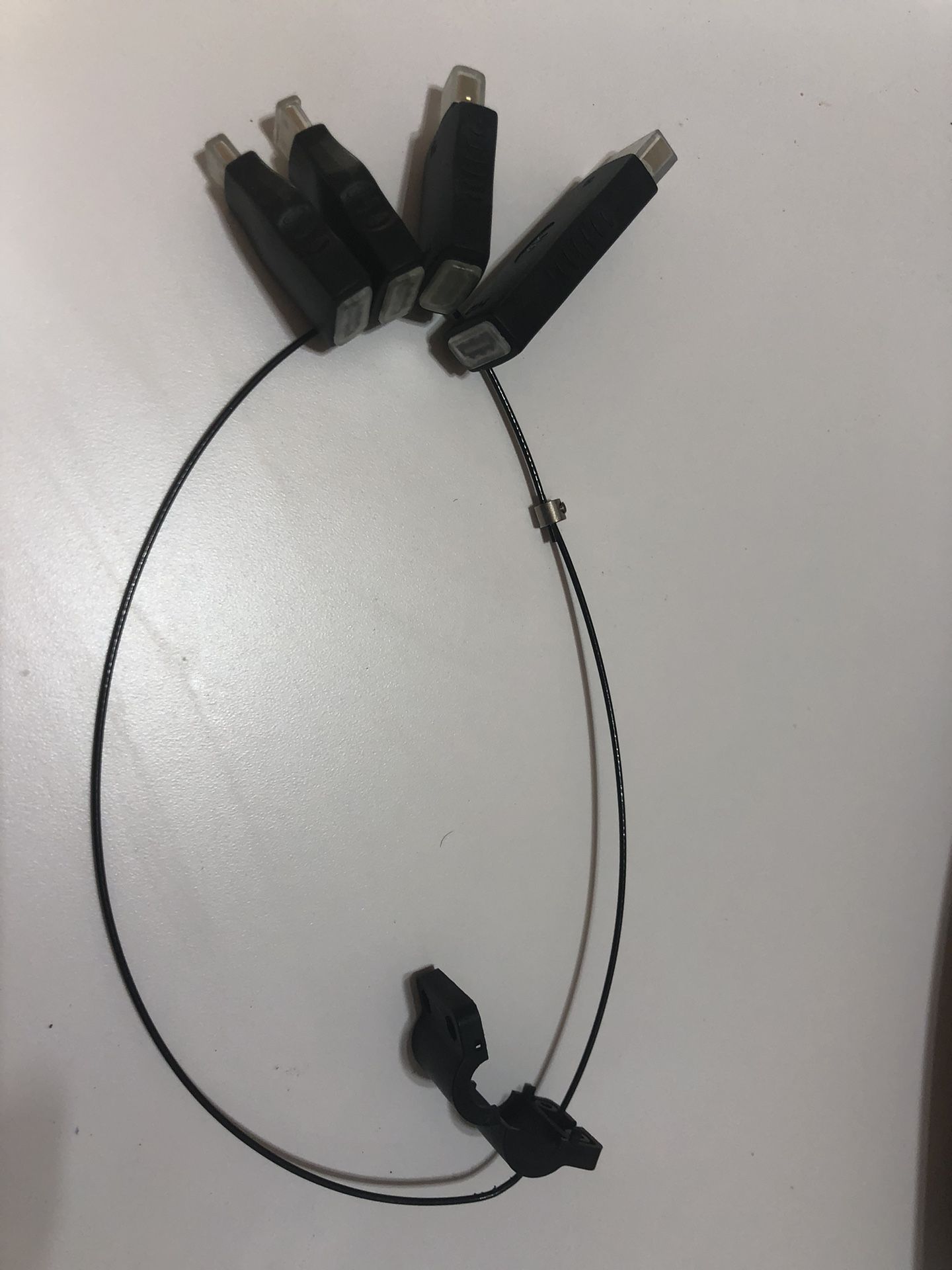 4 Different Adapters For Hdmi Inputs