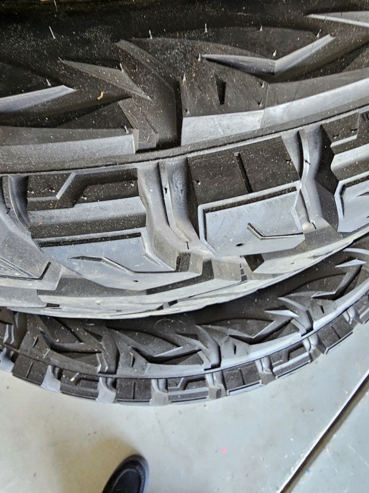 Predator Tires RT