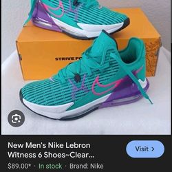 New Nike shoes size 10 mens