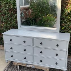 Dresser and nightstand