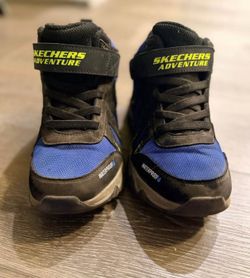 Skechers boys hiking boots