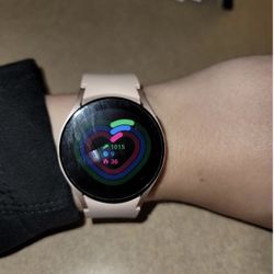 Samsung - Galaxy Watch4