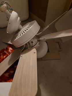 CEILING  FAN  / WITH LIGHT