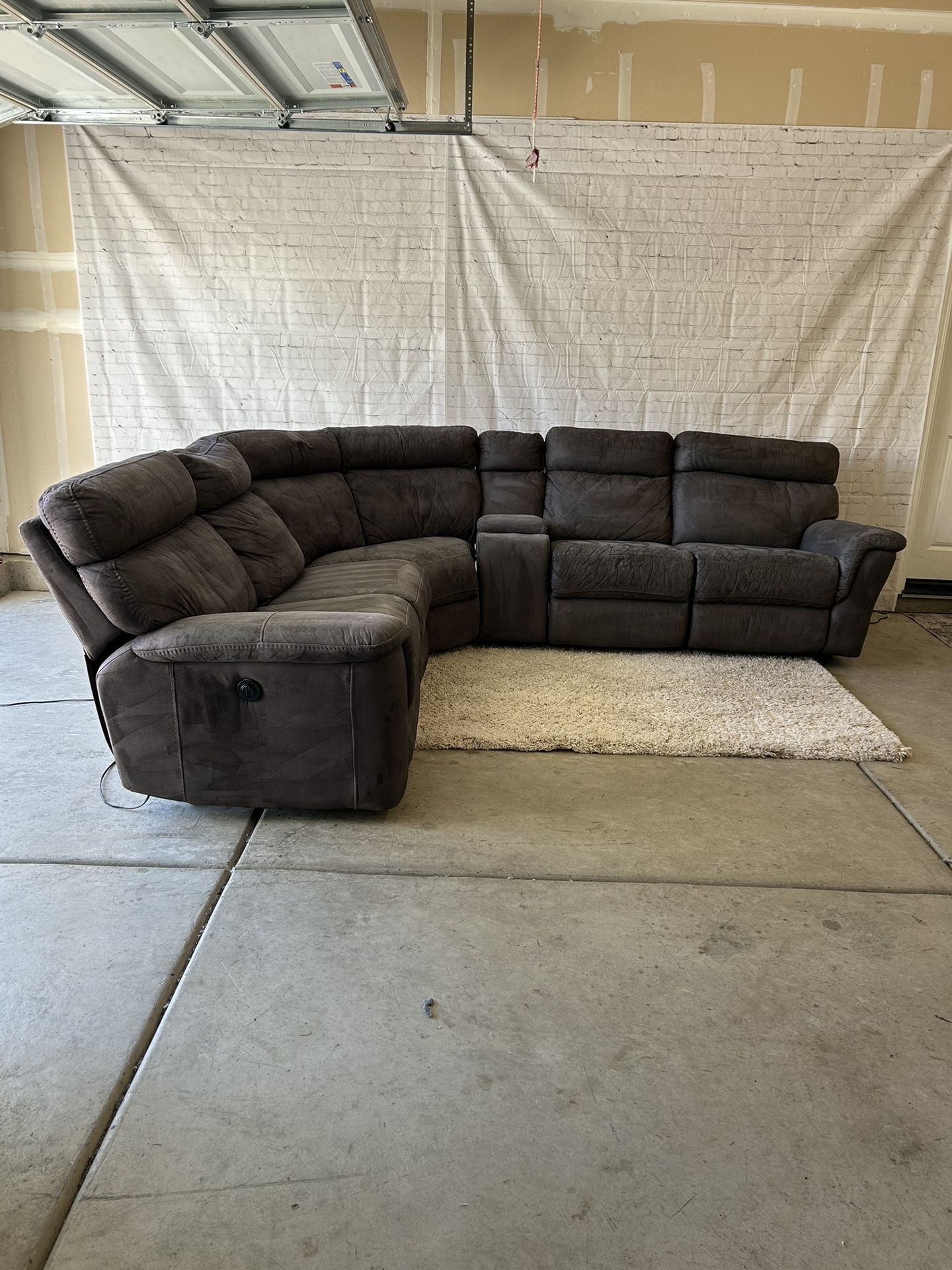 Grey Reclining Sectional with Power Recliners & Console (Delivery Available)