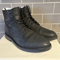 Thursday matte black means Leather Boots Size 10.5