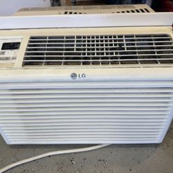 LG Air Conditioner 