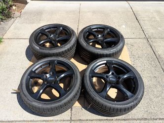 Staggered 18 inch wheels with winter tires