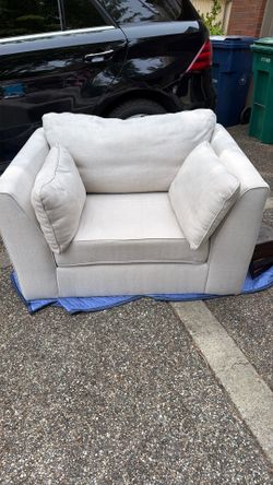 Oversized chair and matching love seat