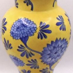 Porcelain Chinese Vase