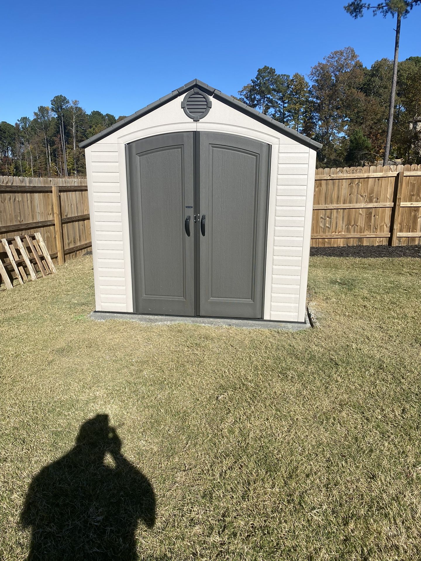 8x10 Rubbermaid Storage Shed