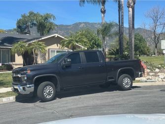 Chevrolet Silverado tires ( new)