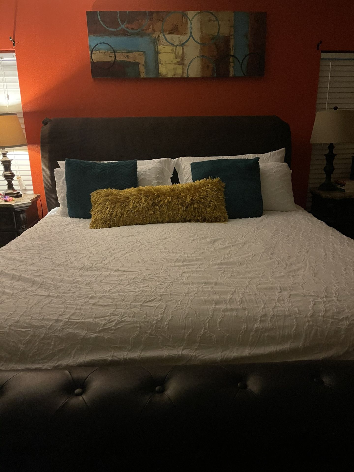King Size Sleigh Bed *Frame Only *