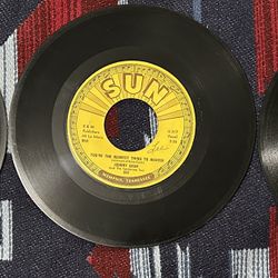 3 Johnny Cash Sun 45’s
