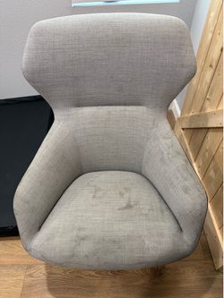 Used Ginkgo Lounge Chair (Davis Furniture)