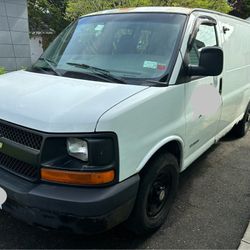 2004 Chevrolet Express